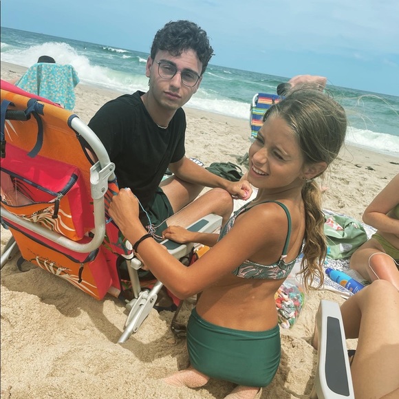 MEET YOUR BUYER/SELLER ;) - Picture 10 of 10